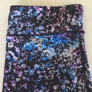 Fabletics High-Waist Capri Legging (NEW)